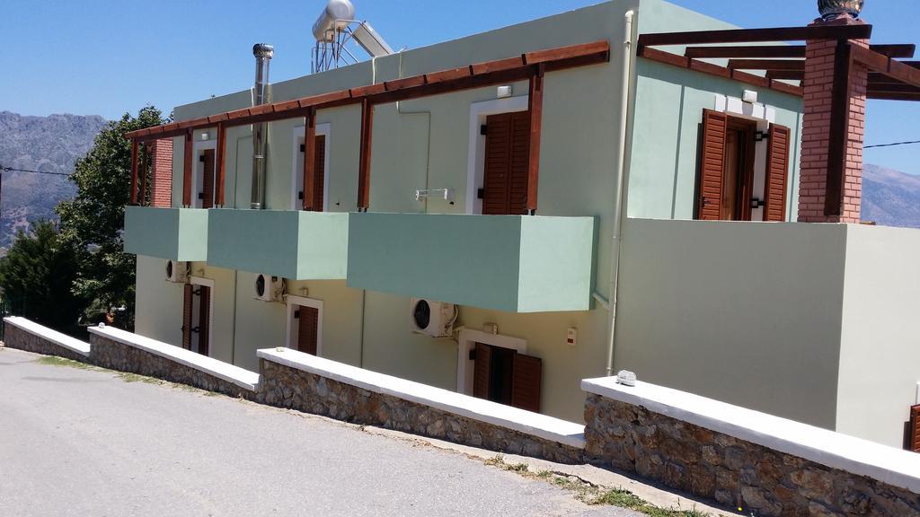 Elia Méronas Exterior foto