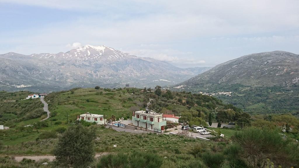 Elia Méronas Exterior foto